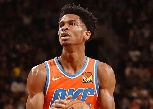 但他在防守 但他在防守