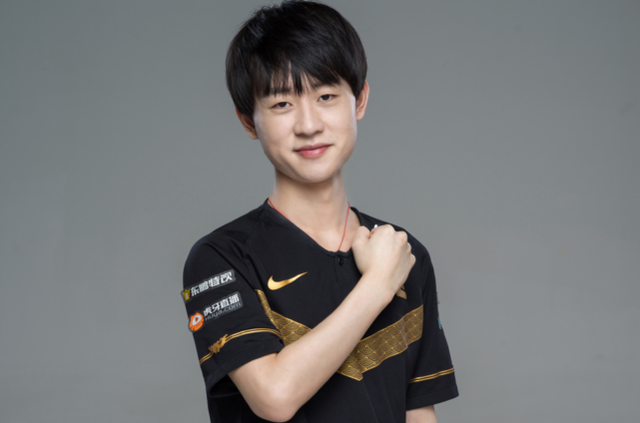 比赛不乏对 比赛不乏对